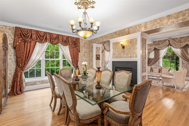 Chandelier, Dining room, Fireplace, Interior, Wood Texture Flooring