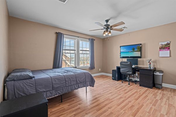 Bedroom, Home Office, Interior, Wood Texture Flooring