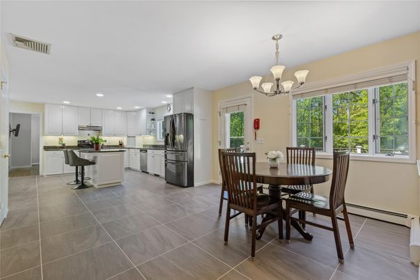 Chandelier, Dining room, Interior, Kitchen, Recessed Lighting