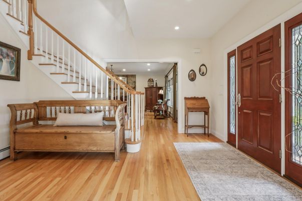 Interior, Recessed Lighting, Wood Texture Flooring