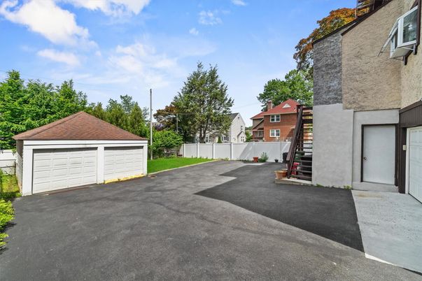 Backyard, Detached Garage, Exterior