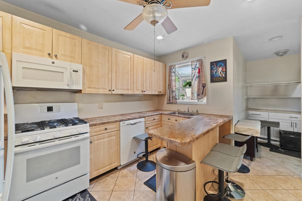 Interior, Kitchen, Recessed Lighting