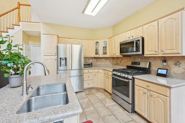 Interior, Kitchen, Stainless Steel Appliances
