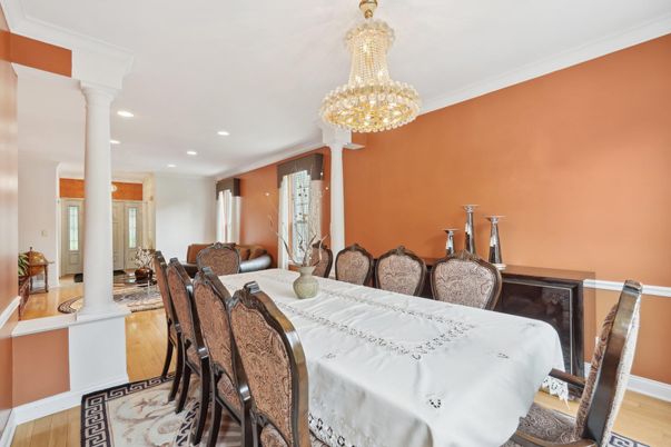 Chandelier, Dining room, Interior, Recessed Lighting, Wood Texture Flooring