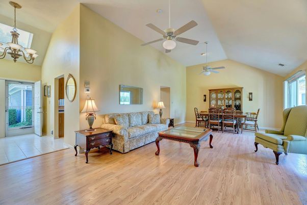 Chandelier, Dining room, Interior, Living room, Wood Texture Flooring