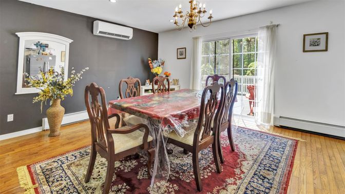 Chandelier, Dining room, Interior, Recessed Lighting, Wood Texture Flooring
