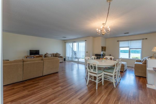 Chandelier, Dining room, Interior, Living room, Wood Texture Flooring