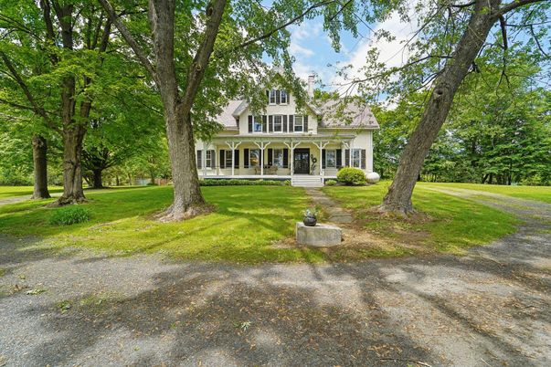 Backyard, Exterior, Facade, Georgian