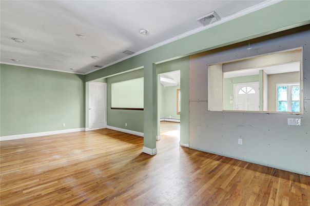 Empty room, Interior, Recessed Lighting, Wood Texture Flooring