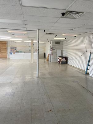 Garage, Interior, Stone Walls