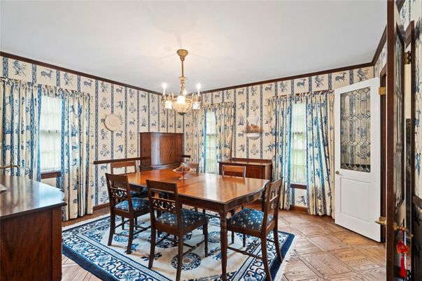 Chandelier, Dining room, Interior