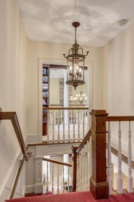 Chandelier, Interior