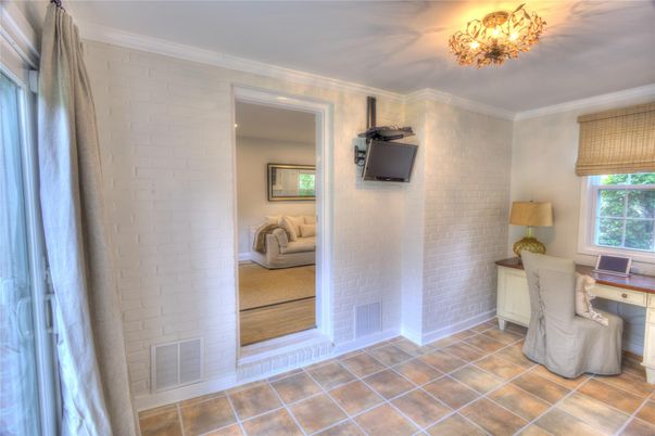 Bathroom, Interior, Stone Walls