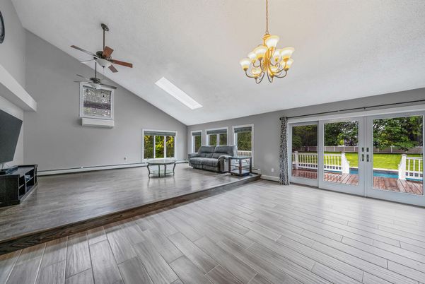 Chandelier, Empty room, Interior, Wood Texture Flooring