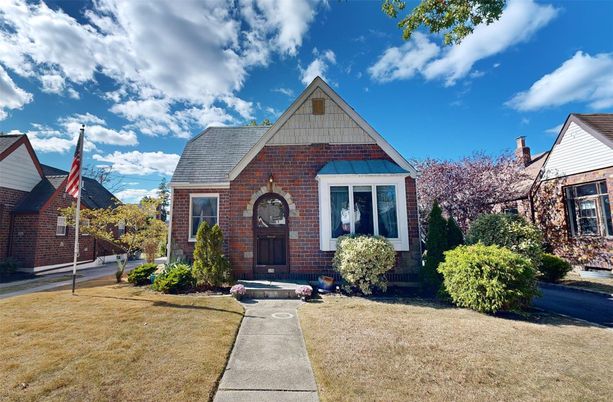 Exterior, Facade, Brick Facade, Tudor Revival