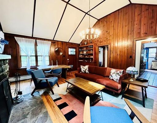 Dining room, Interior, Living room, Pendant Lights, Wooden Walls