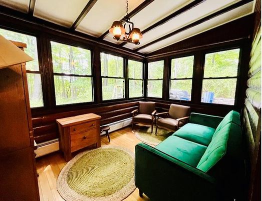 Interior, Living room, Pendant Lights, Wood Texture Flooring