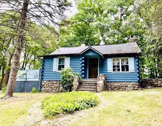 Backyard, Exterior, Facade, Cape Cod