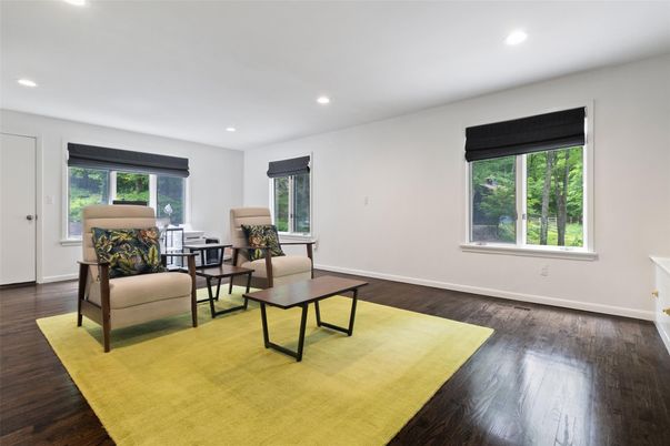 Interior, Living room, Recessed Lighting, Wood Texture Flooring