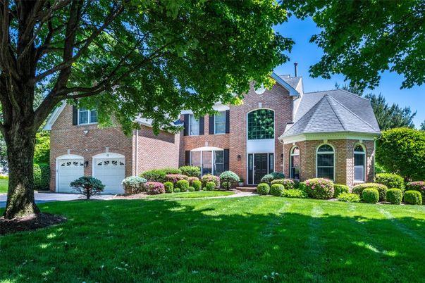 Attached, Exterior, Facade, Brick Facade, French Provincial