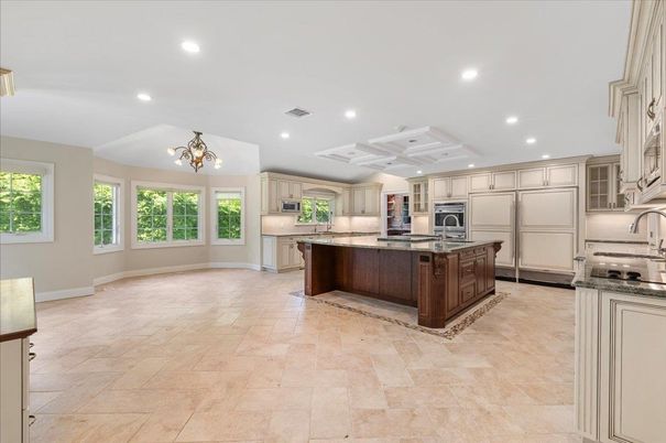 Chandelier, Interior, Kitchen, Recessed Lighting, Stainless Steel Appliances