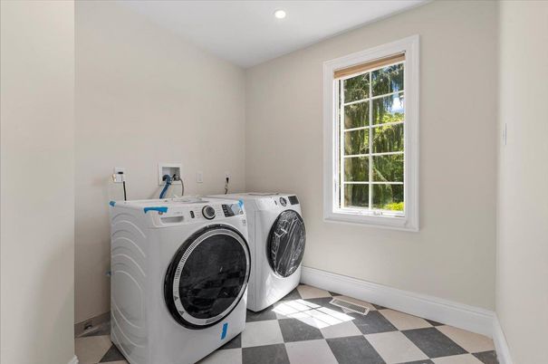 Interior, Recessed Lighting, Washer