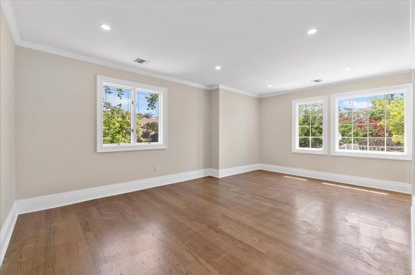 Empty room, Interior, Recessed Lighting, Wood Texture Flooring