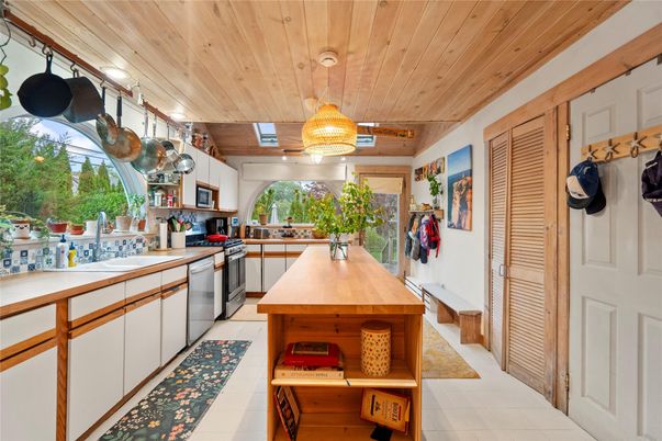 Interior, Kitchen, Wooden Ceilings