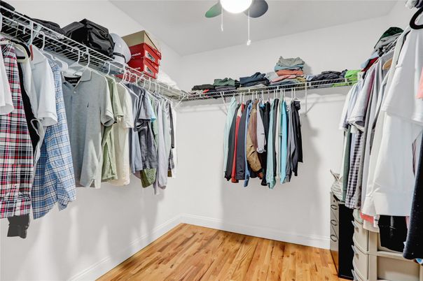 Interior, Walk-in Closets, Wood Texture Flooring