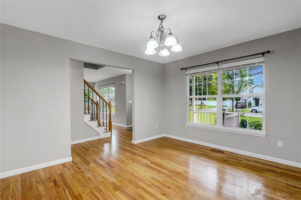 Chandelier, Empty room, Interior, Wood Texture Flooring