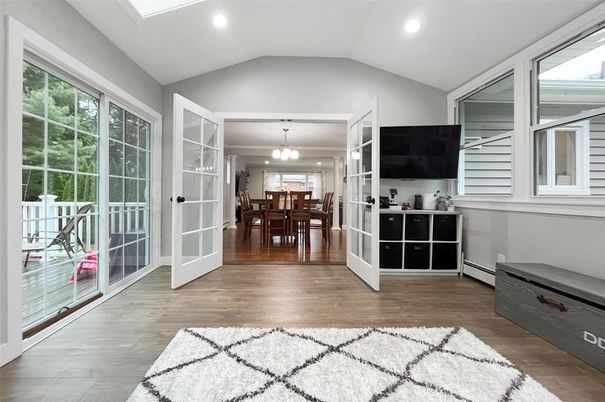 Dining room, Interior, Pendant Lights, Recessed Lighting, Wood Texture Flooring
