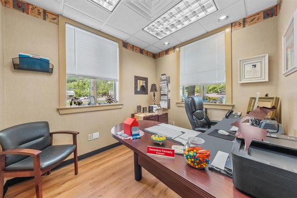 Home Office, Interior, Recessed Lighting, Wood Texture Flooring