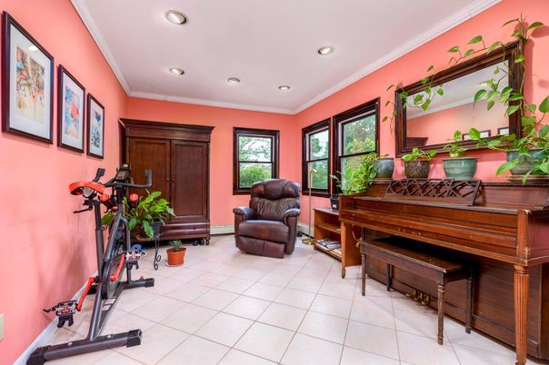 Interior, Piano, Recessed Lighting