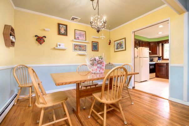 Chandelier, Dining room, Interior, Kitchen, Recessed Lighting, Wood Texture Flooring