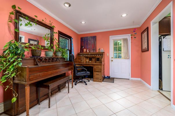 Home Office, Interior, Piano, Recessed Lighting