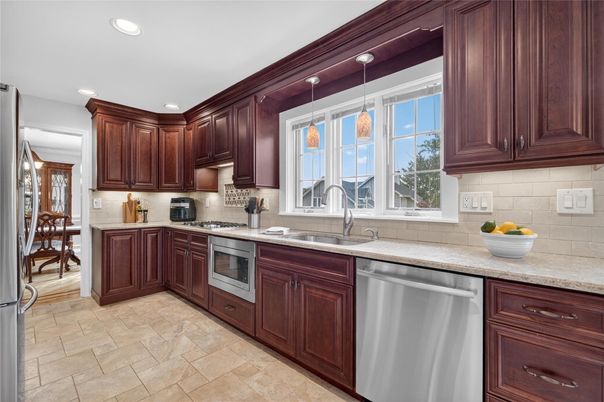 Interior, Kitchen, Pendant Lights, Recessed Lighting, Stainless Steel Appliances
