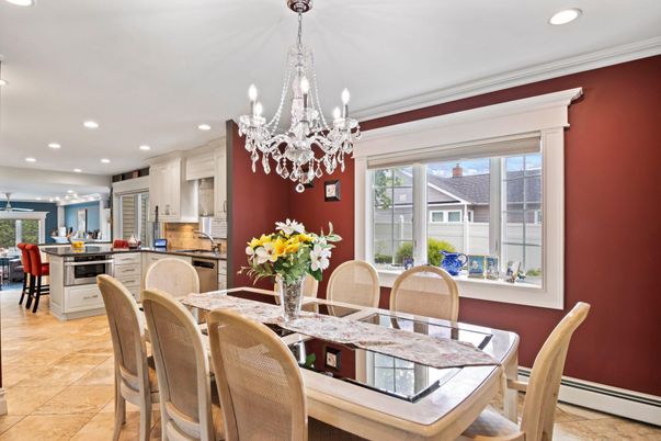 Chandelier, Dining room, Interior, Kitchen, Recessed Lighting, Stainless Steel Appliances
