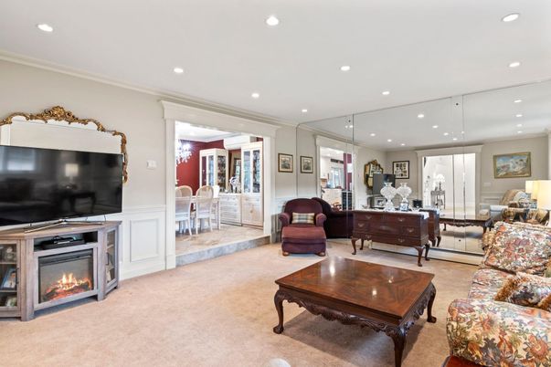 Fireplace, Interior, Living room, Recessed Lighting