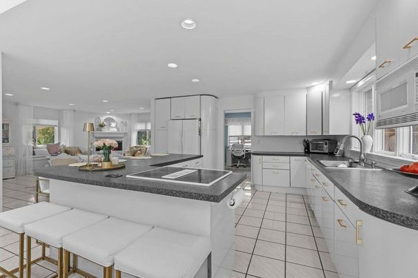 Interior, Kitchen, Recessed Lighting