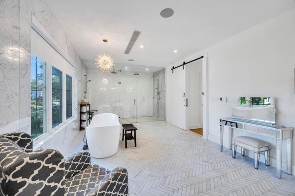 Bathroom, Chandelier, Free Standing Baths, Interior, Marble Walls, Recessed Lighting