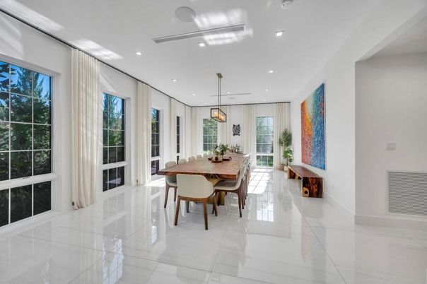 Dining room, Interior, Pendant Lights, Recessed Lighting
