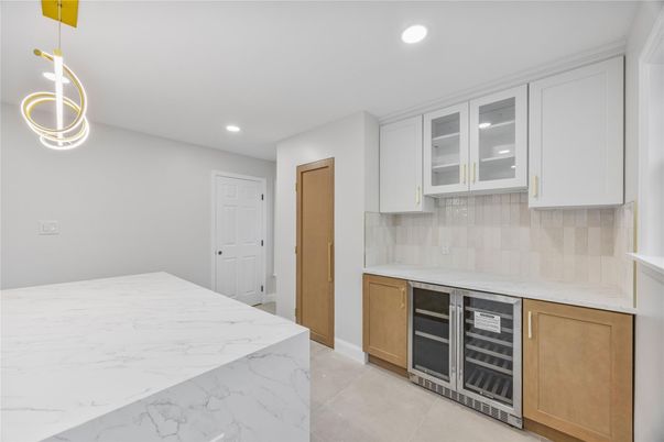 Interior, Kitchen, Marble, Pendant Lights, Recessed Lighting