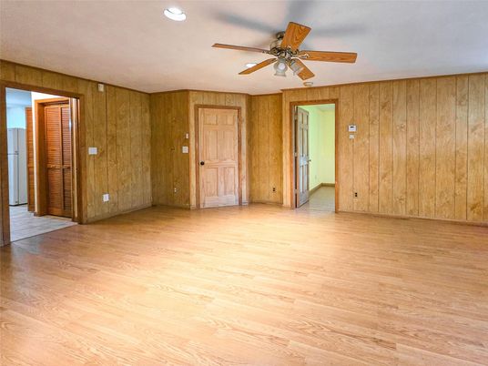 Empty room, Interior, Recessed Lighting, Wood Texture Flooring, Wooden Walls