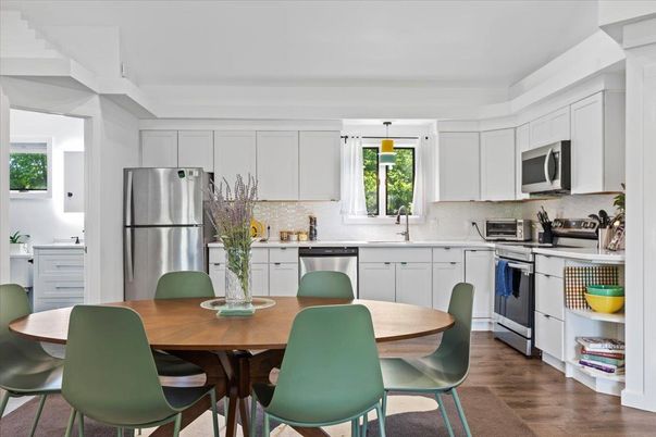 Dining room, Interior, Kitchen, Stainless Steel Appliances, Wood Texture Flooring