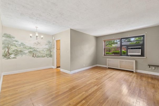 Chandelier, Empty room, Interior, Wood Texture Flooring