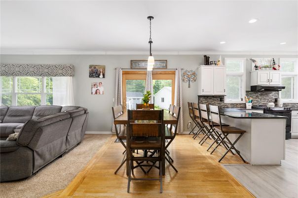 Dining room, Interior, Kitchen, Pendant Lights, Recessed Lighting, Wood Texture Flooring