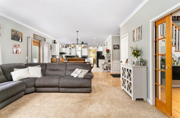 Interior, Kitchen, Living room, Pendant Lights, Recessed Lighting, Stainless Steel Appliances