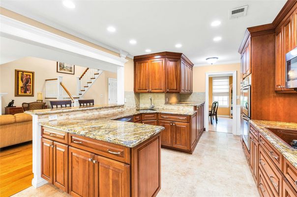 Interior, Kitchen, Living room, Recessed Lighting, Wood Texture Flooring