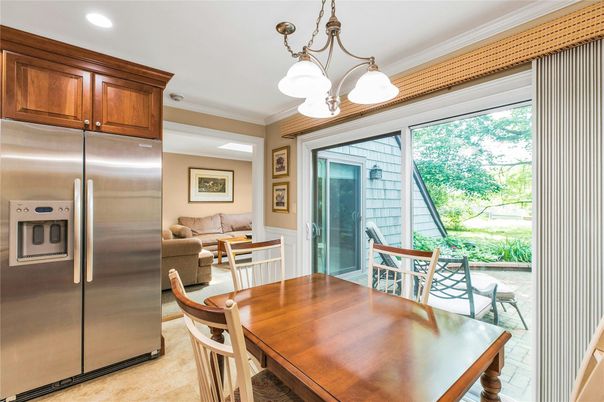 Dining room, Interior, Kitchen, Living room, Pendant Lights, Recessed Lighting, Stainless Steel Appliances