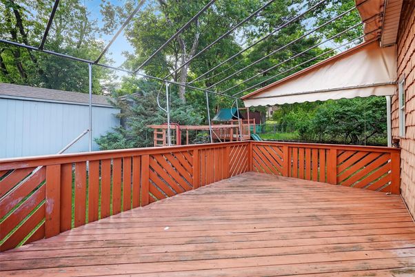 Exterior, Wood Texture Flooring
